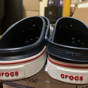 Crocs size  men 11